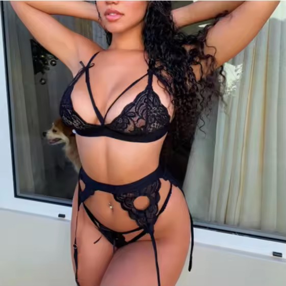 Midnight Lace Garter Set